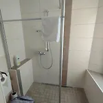 Gemuetliches Mit Kamin - And Nature 度假居