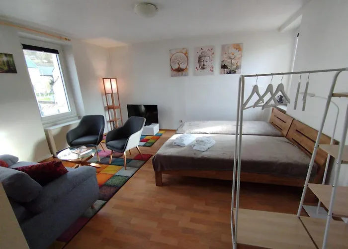 Casa de Férias Gemuetliches Mit Kamin - And Nature Wallendorf